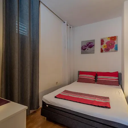 Duje Apartman