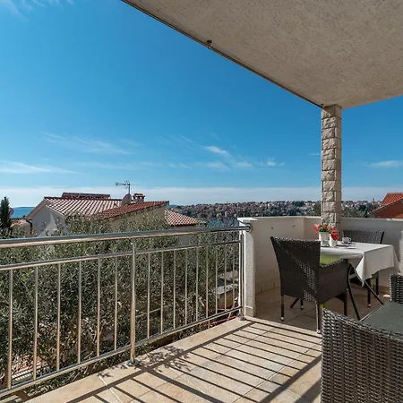 Duje Appartement *