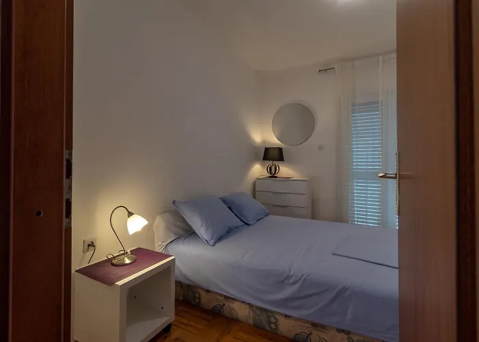 Duje Apartament