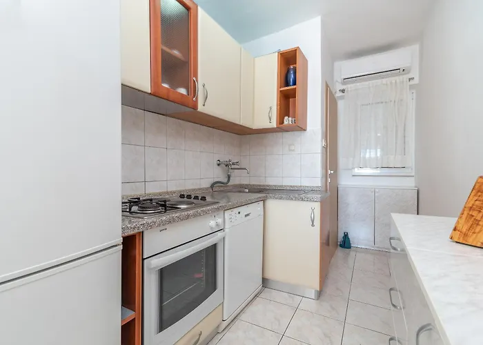 Duje Apartament