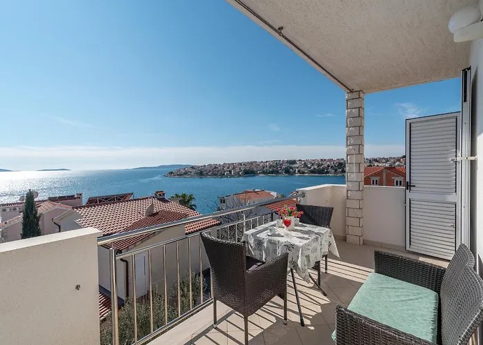 Duje Apartament